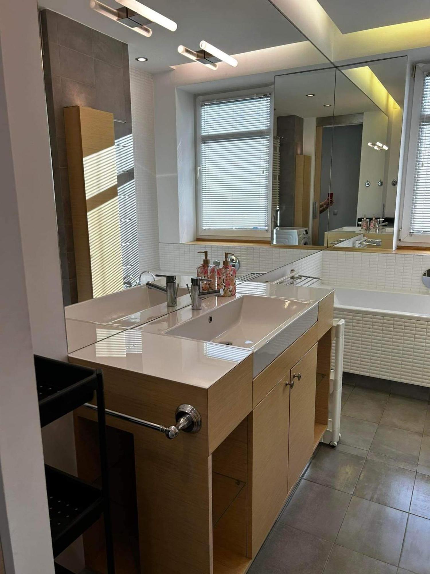 Penthouse Na Wylacznosc - Taras Z Jacuzzi - Stadion Narodowy - Saska Kepa Do 8 Osob Apartament